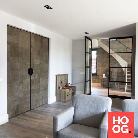 Sliding doors with leather